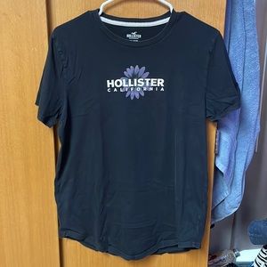 Men’s Hollister Curved Hem Floral T-Shirt